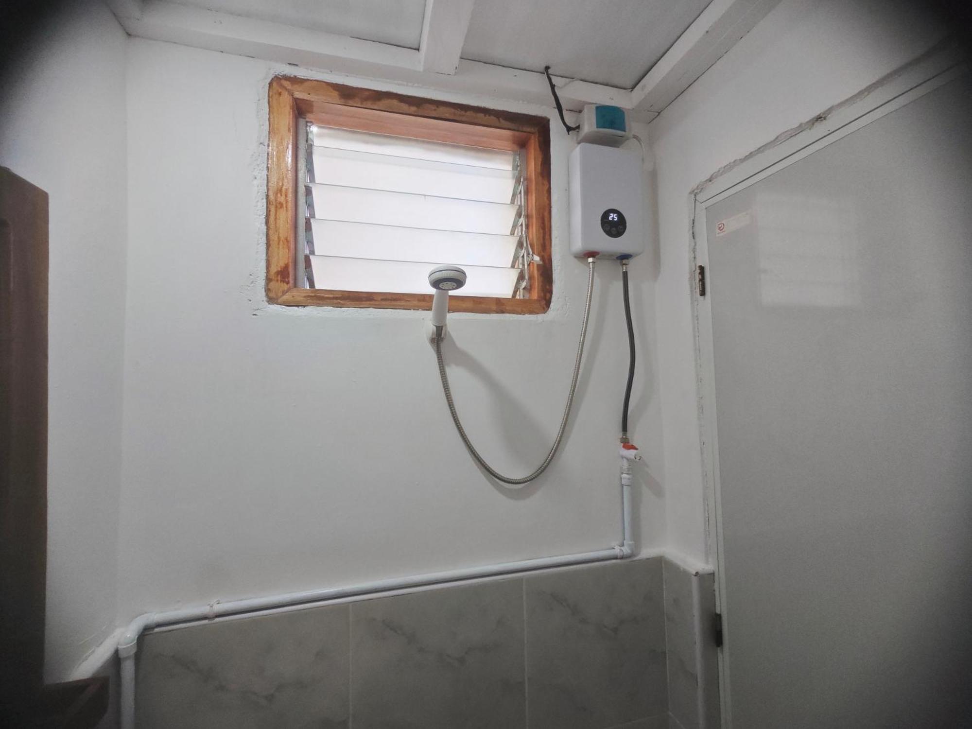 Room-Cola Inn Siquijor Dış mekan fotoğraf