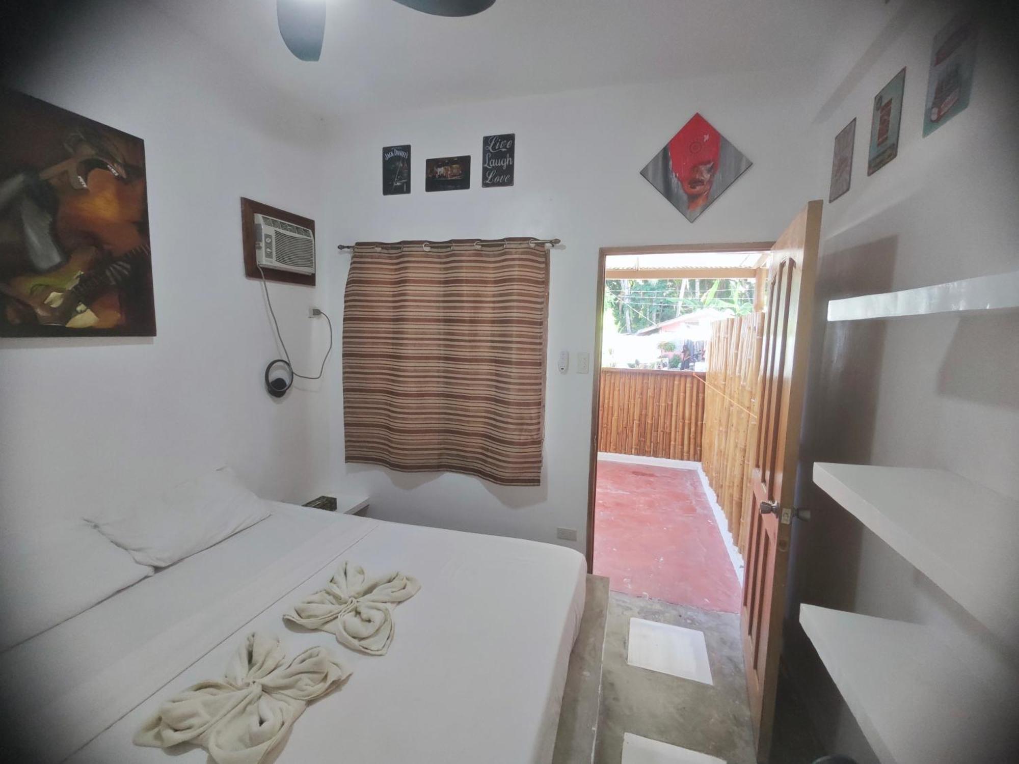 Room-Cola Inn Siquijor Dış mekan fotoğraf